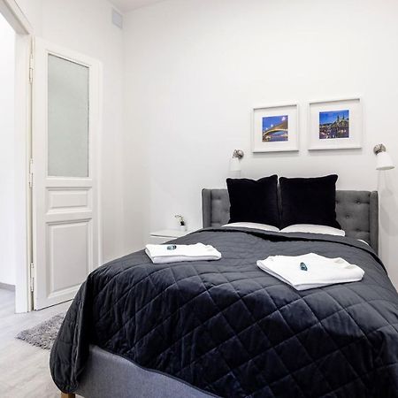 Mystic Dreamy Apartment บูดาเปสต์ ภายนอก รูปภาพ