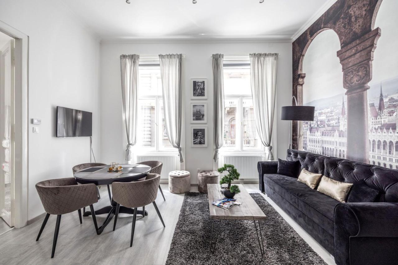 Mystic Dreamy Apartment บูดาเปสต์ ภายนอก รูปภาพ