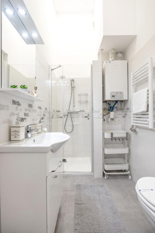 Mystic Dreamy Apartment บูดาเปสต์ ภายนอก รูปภาพ